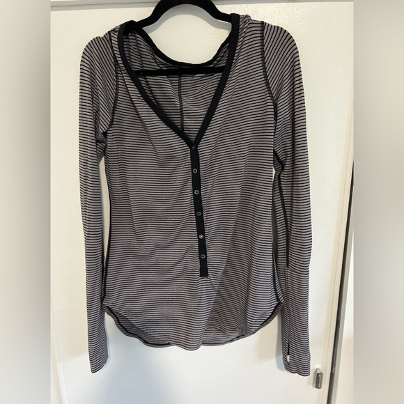 lululemon athletica Tops - Lululemon long sleeve shirt